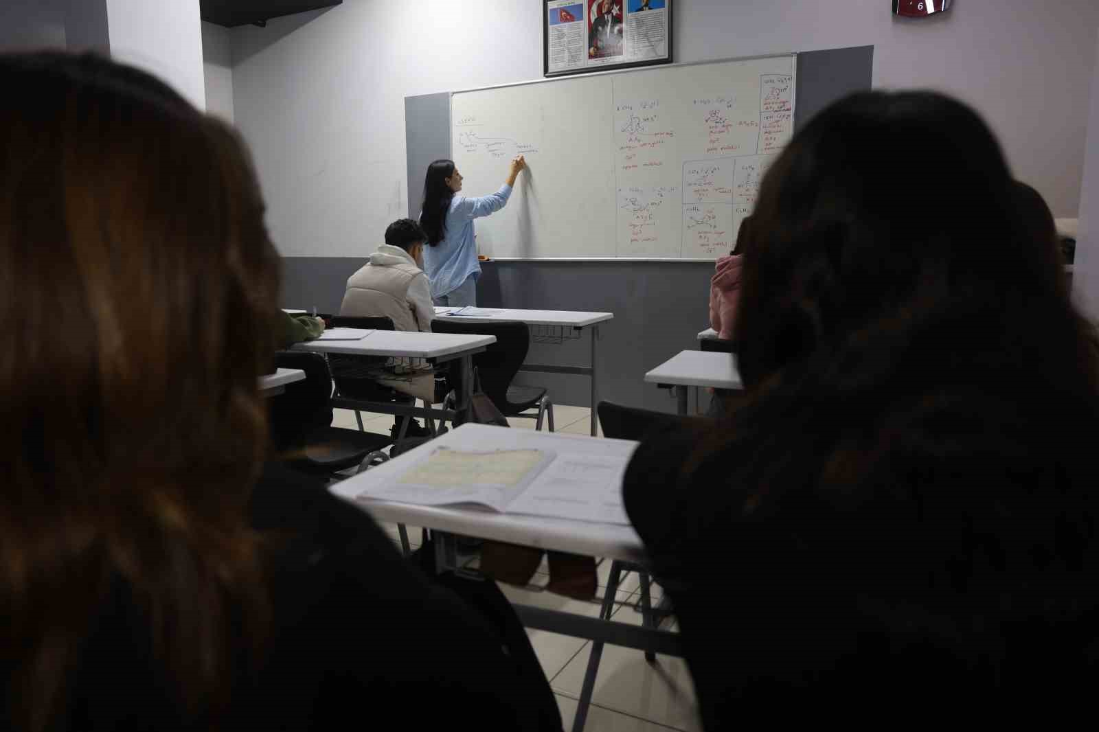 &Ouml;zenti davranışta s&uuml;reklilik kişilik bozukluğunun habercisi olabilir
