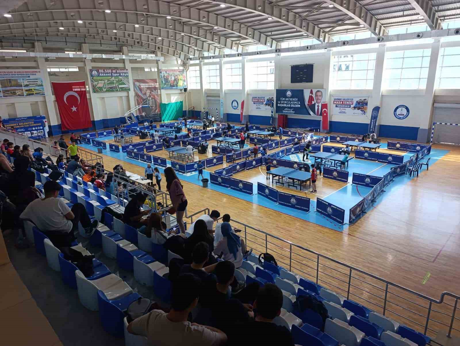 &Ccedil;ocuklar 23 Nisan&rsquo;ı Şahinbey&rsquo;de kutladı
