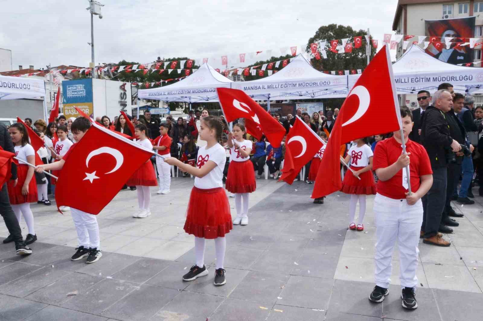 Manisa’da 23 Nisan Çocuk Bayramı kutlandı