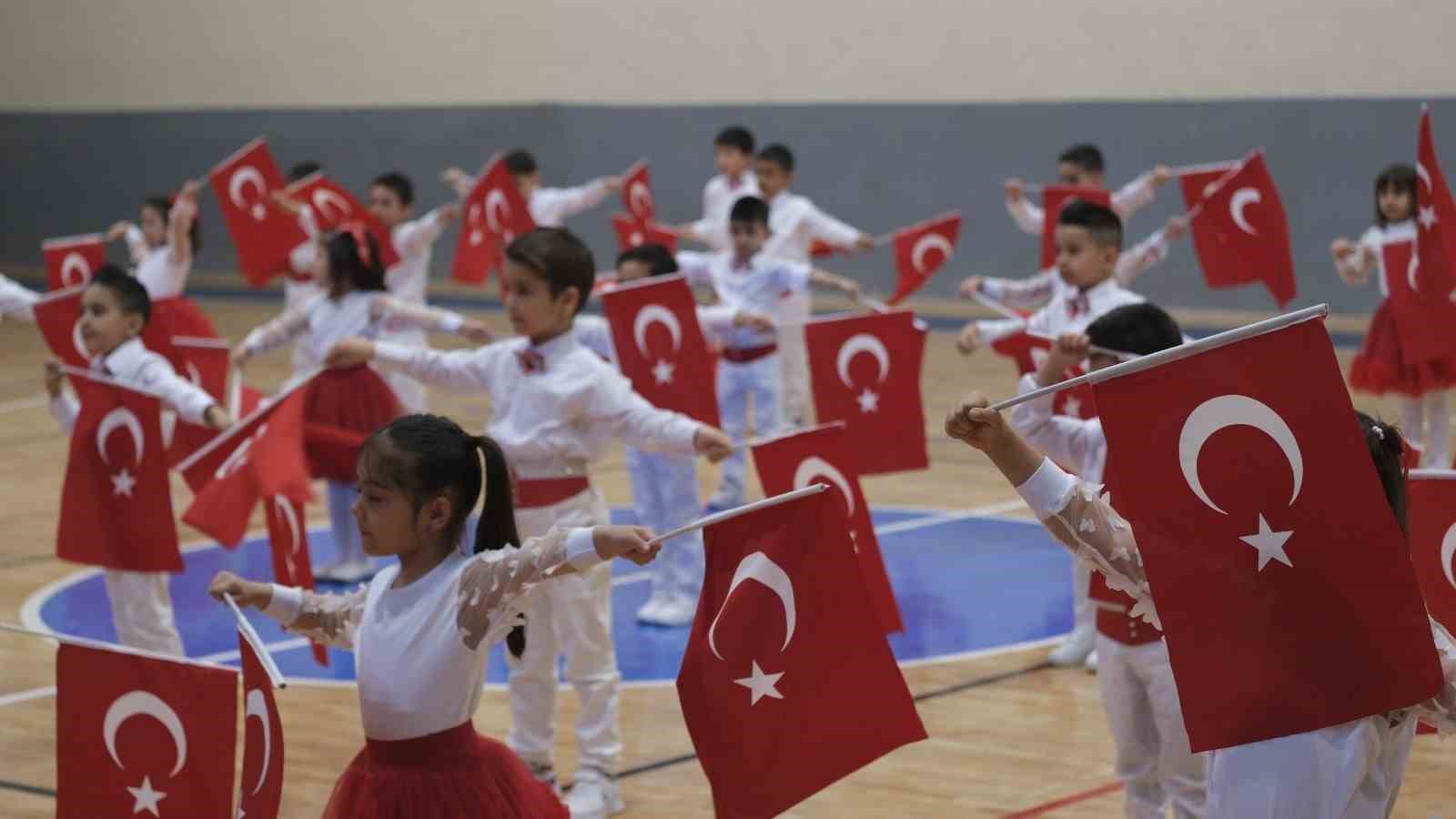 Karaman&rsquo;da 23 Nisan coşkusu
