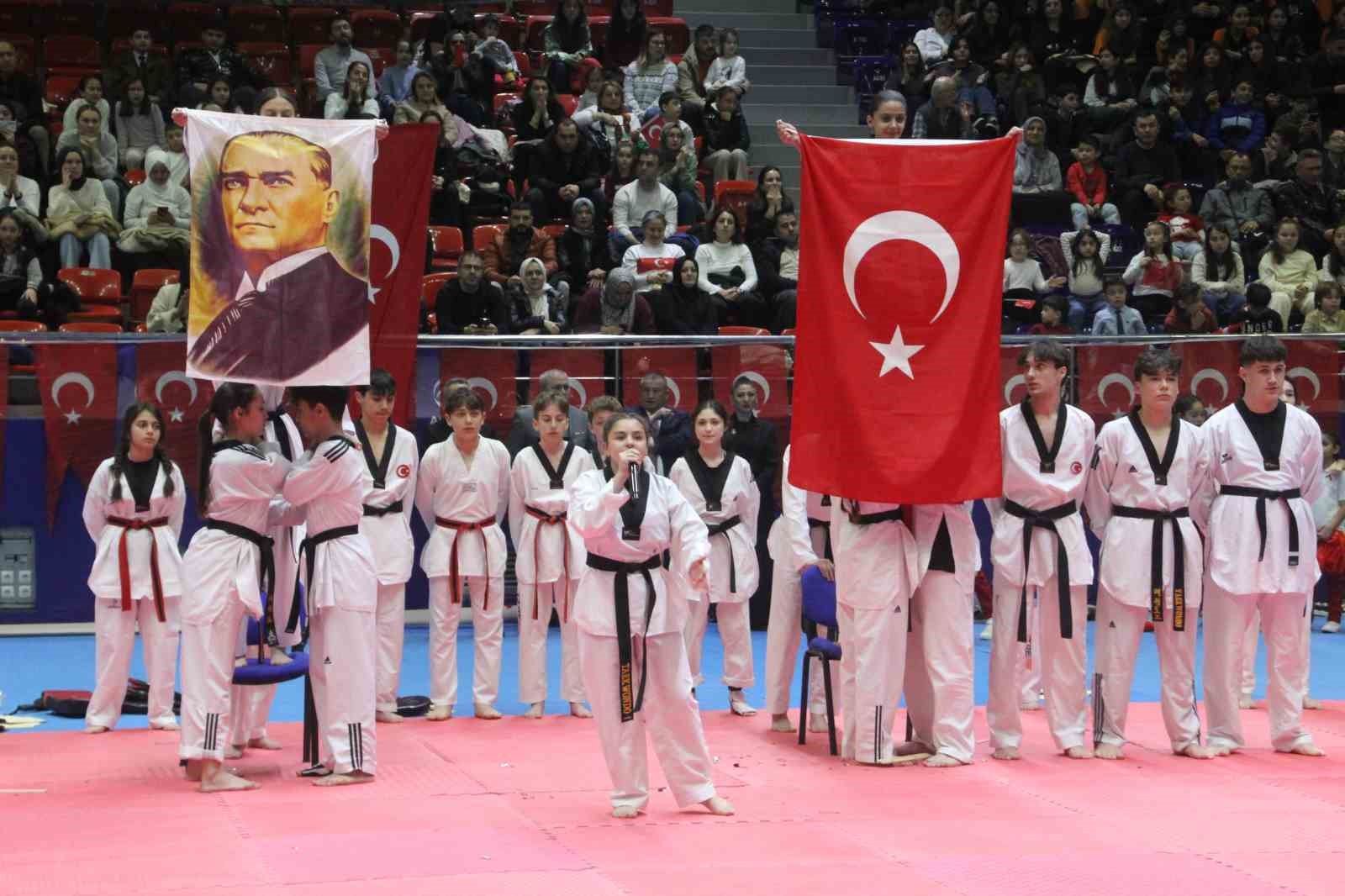 23 Nisan Ulusal Egemenlik ve &Ccedil;ocuk Bayramı Ordu&rsquo;da kutlandı
