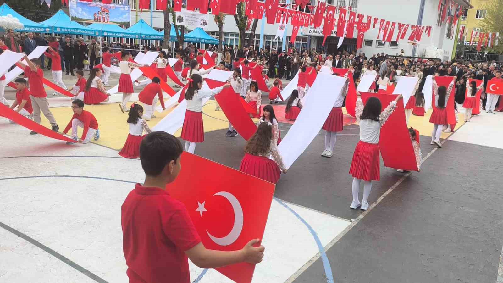 Muğla&rsquo;da 23 Nisan coşkusu t&ouml;renlerle kutlandı
