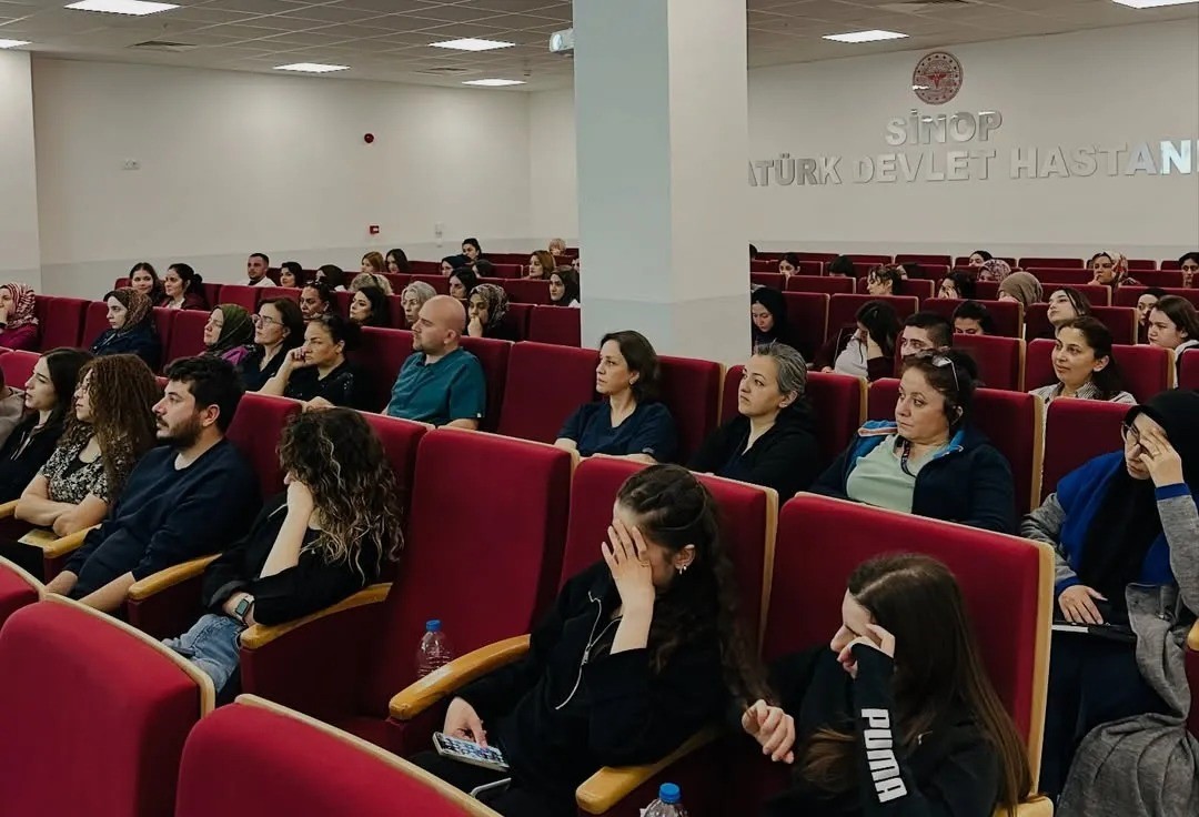 Sinop’ta hastane personeli afetlere karşı bilinçleniyor