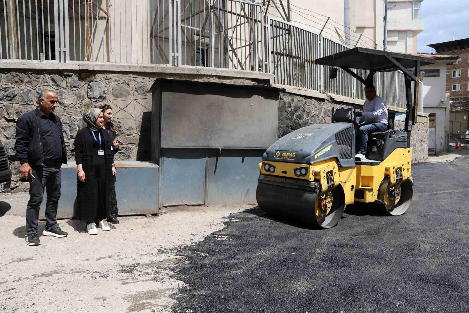 Yerinde &ccedil;&ouml;z&uuml;m mobil ekipleri sahada: Sorunlar hızla &ccedil;&ouml;z&uuml;me kavuşturuluyor
