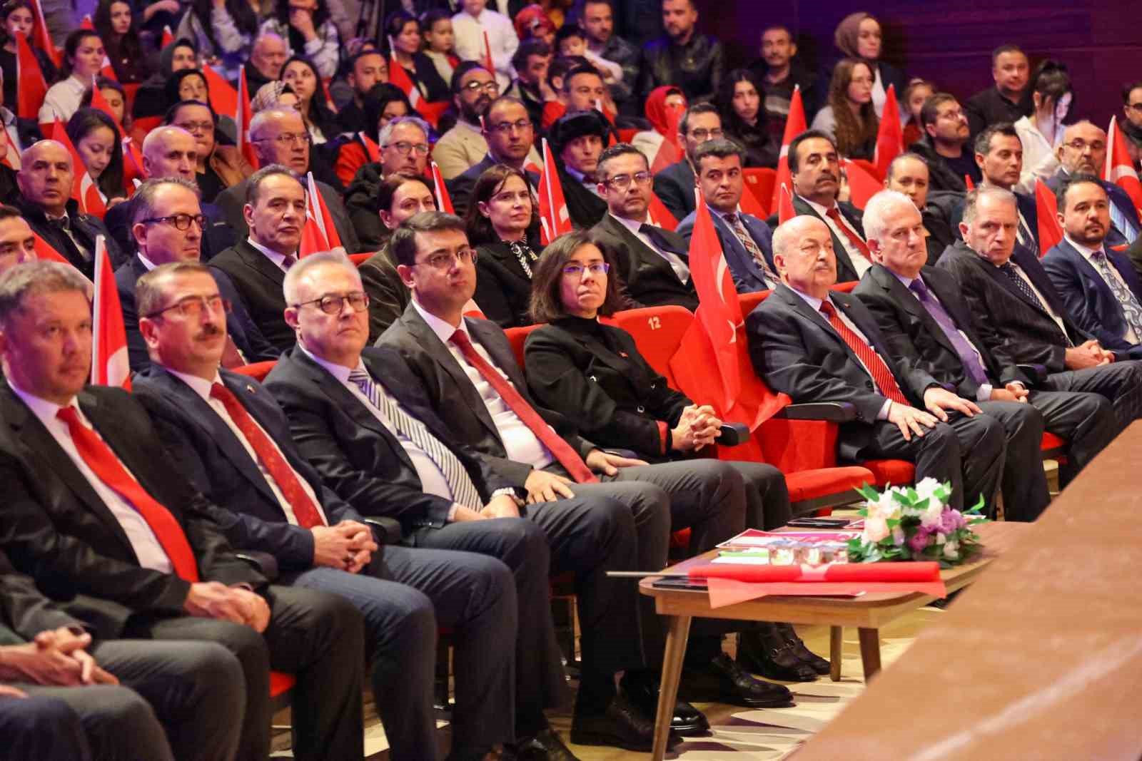 23 Nisan Ulusal Egemenlik ve &Ccedil;ocuk Bayramı Uşak&rsquo;ta coşkuyla kutlandı
