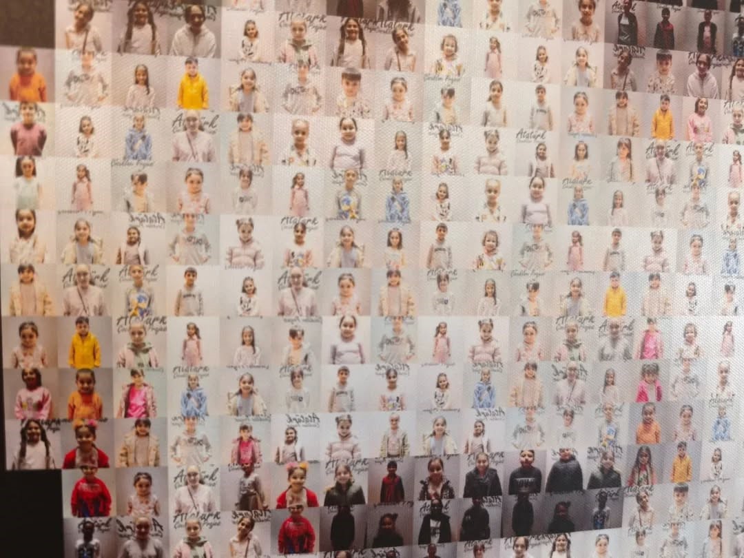 Germencik&rsquo;te 500 &ccedil;ocukla Atat&uuml;rk portresi oluşturuldu
