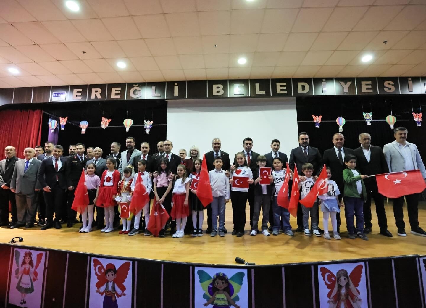 Ereğli&rsquo;de 23 Nisan coşkuyla kutlandı
