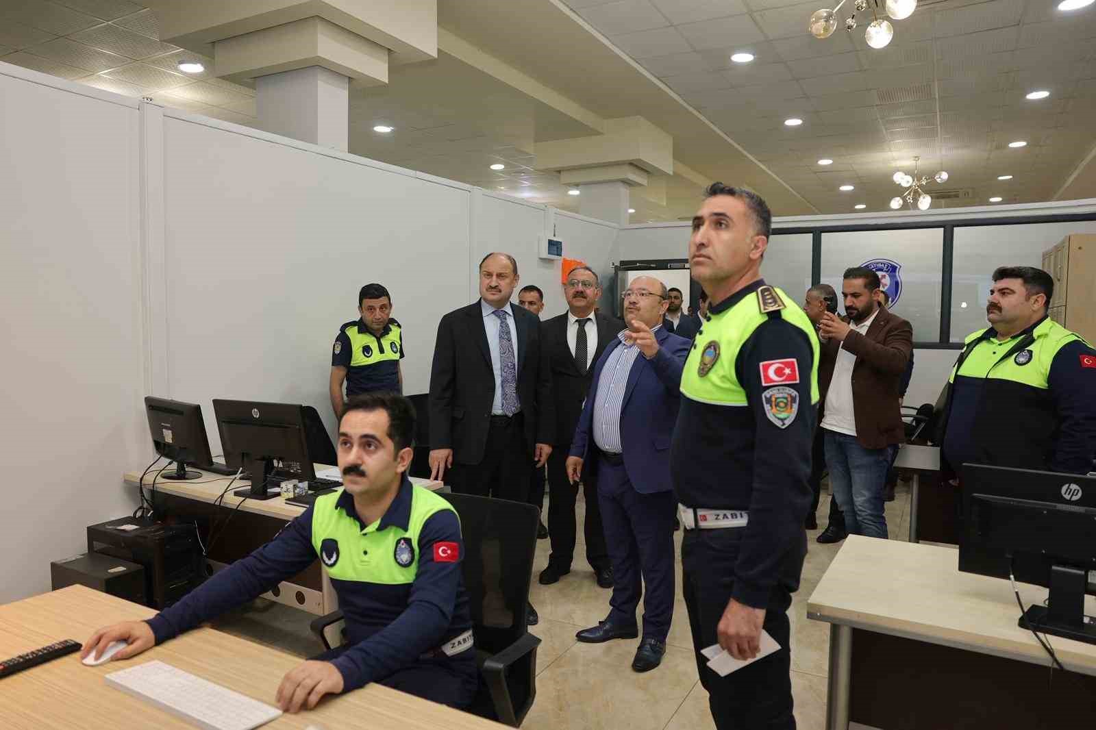 Gülpınar’dan zabıtaya net mesaj: "Disiplin olmadan başarı olmaz"