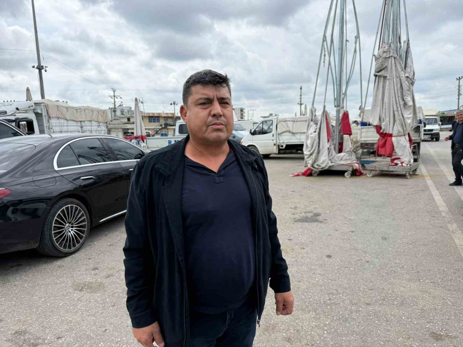 Halde anahtarı &uuml;zerinde bırakılan biber y&uuml;kl&uuml; kamyonet &ccedil;alındı
