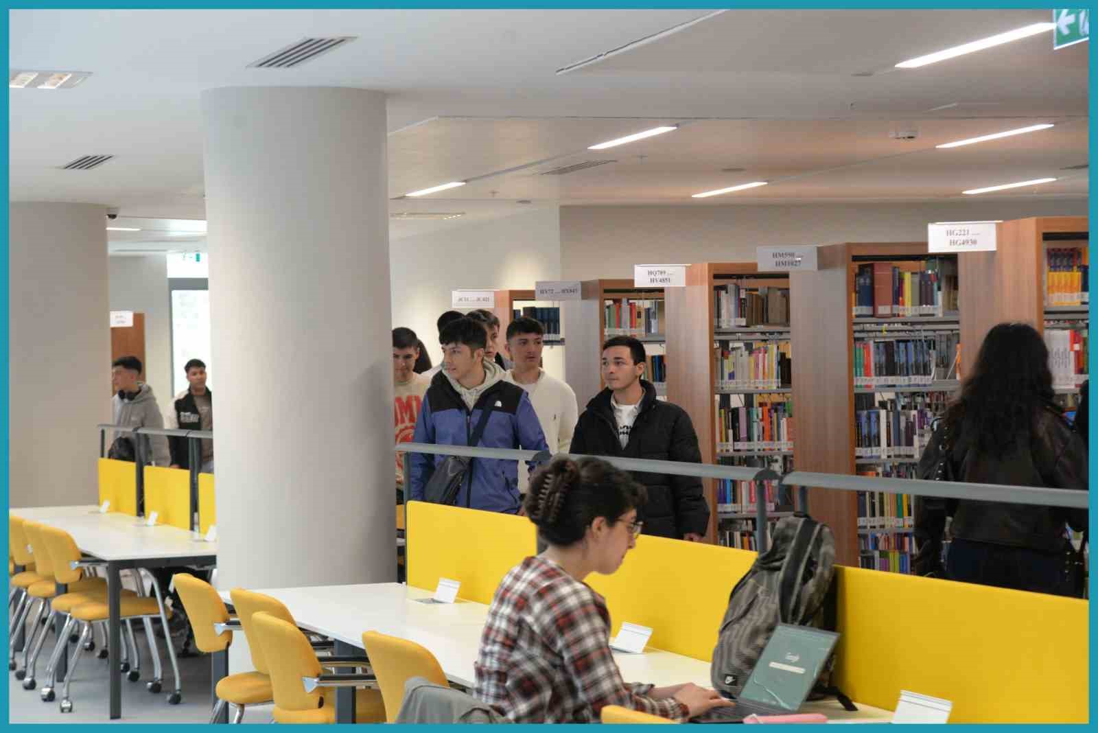 Kaynaşlılı &ouml;ğrenciler T&uuml;rk-Alman &Uuml;niversitesi&rsquo;ni tanıdı
