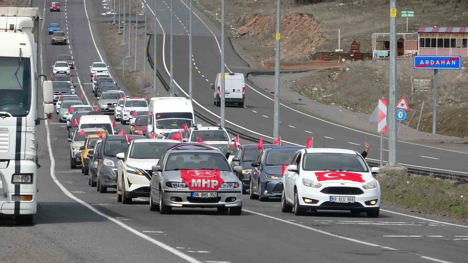 MHP Ardahan İl Başkanı K&ouml;seli&ouml;ren g&ouml;revine başladı
