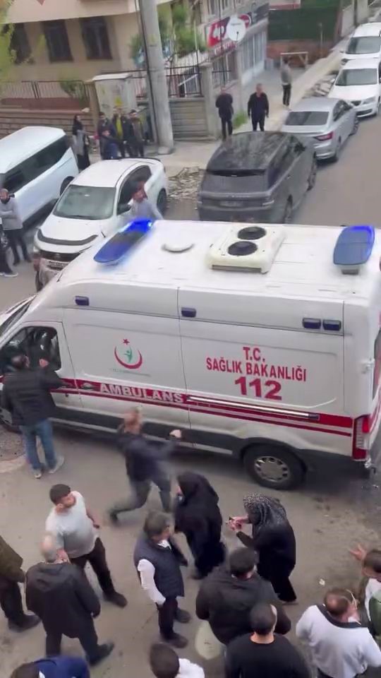 Tartıştığı husumetlileri bir g&uuml;n sonra kurşun yağdırdı: 1 &ouml;l&uuml;
