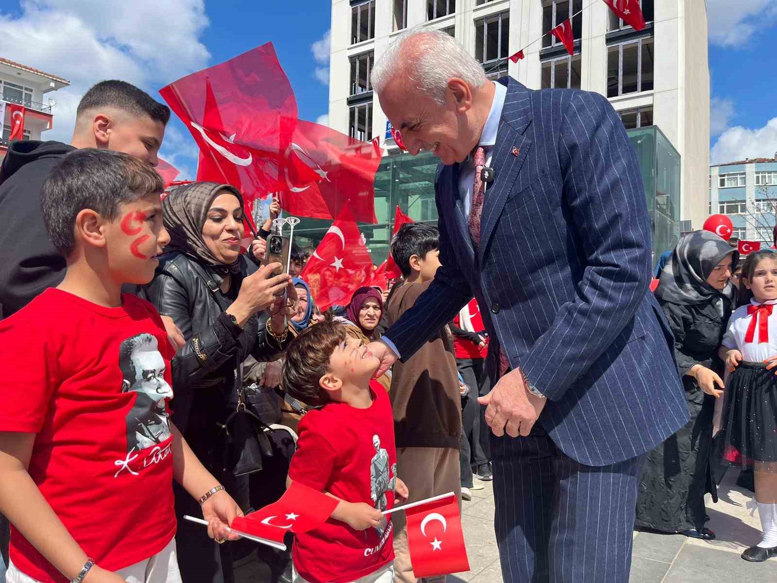 Ümraniye’de 23 Nisan coşkusu yaşandı