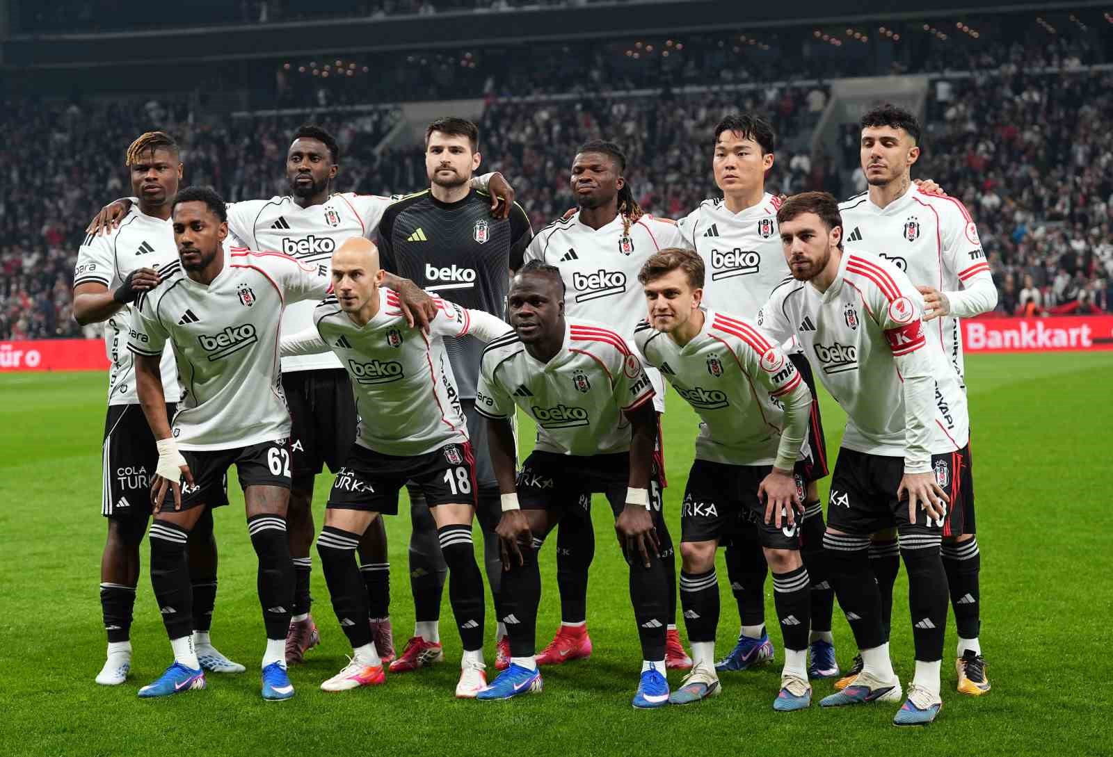 Sergen Yal&ccedil;ın&rsquo;dan 3 değişiklik
