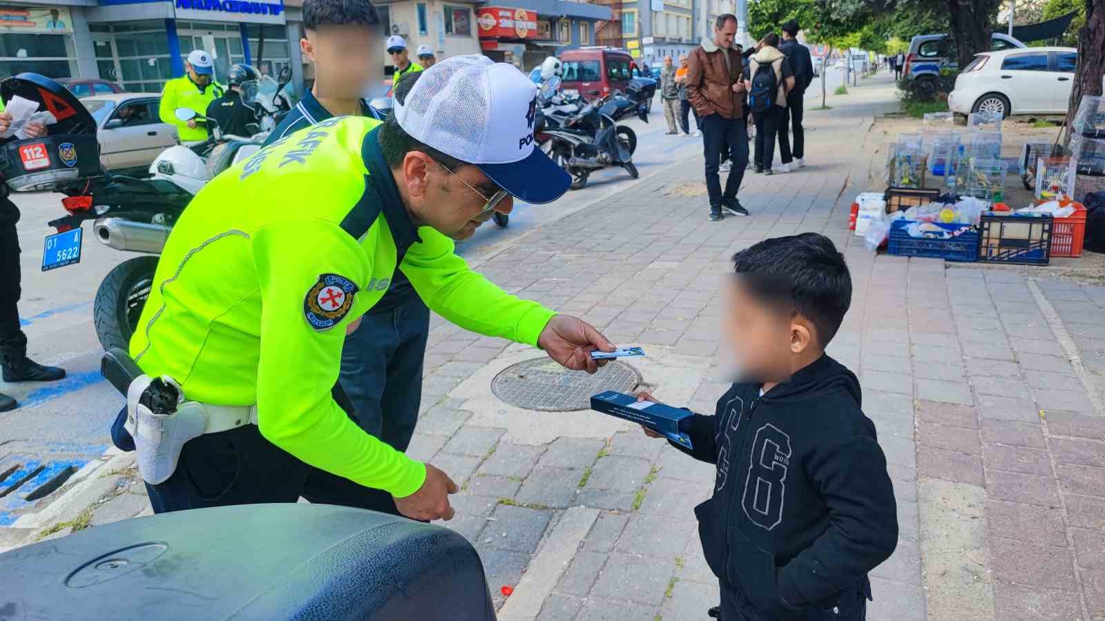 Babasına ceza, &ccedil;ocuğuna hediye
