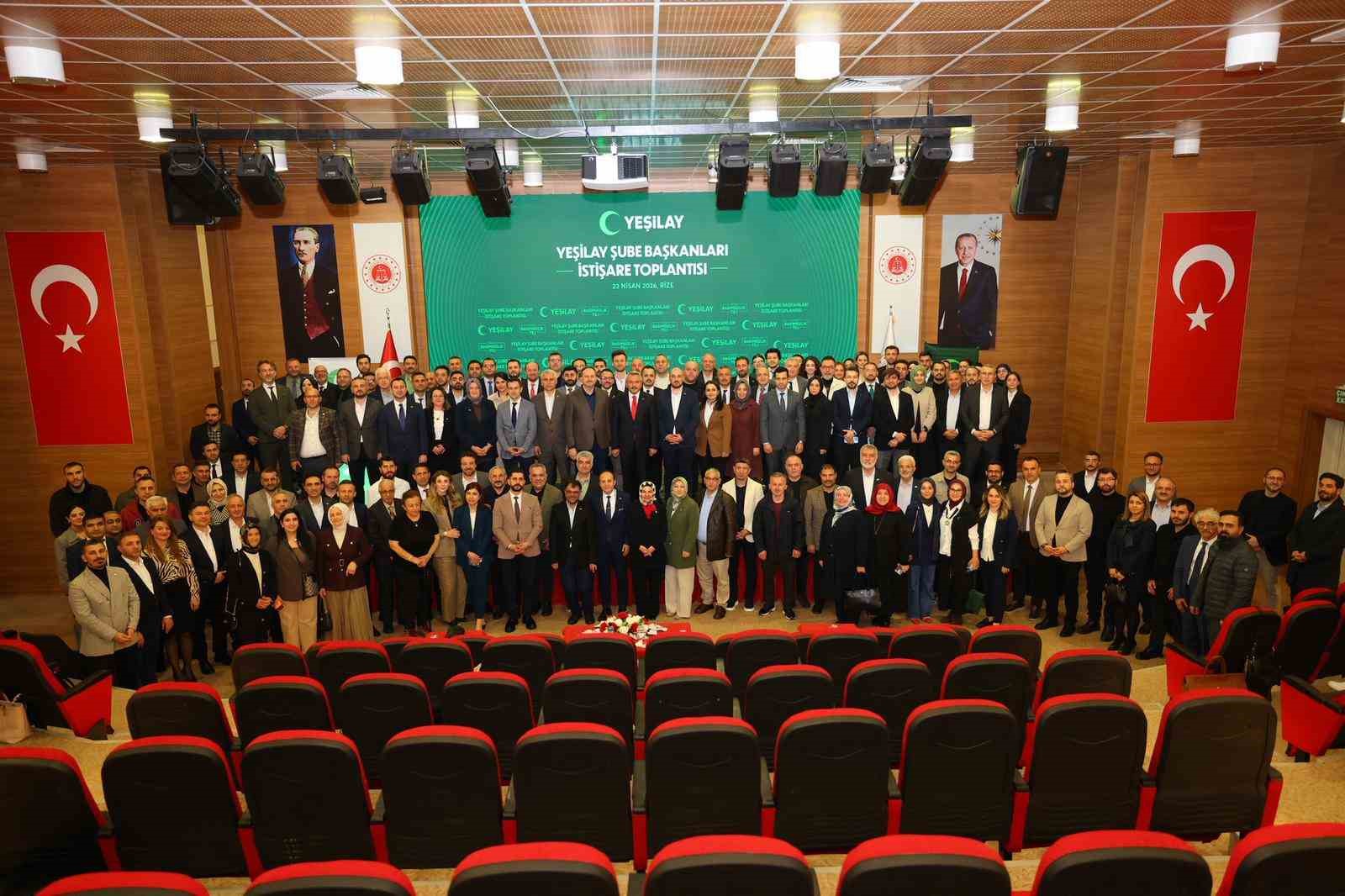 Rize Valisi Baydaş&rsquo;a Yeşilay&rsquo;dan &rsquo;Bağımsızlık Neferleri &Uuml;st&uuml;n Hizmet Madalyası&rsquo;
