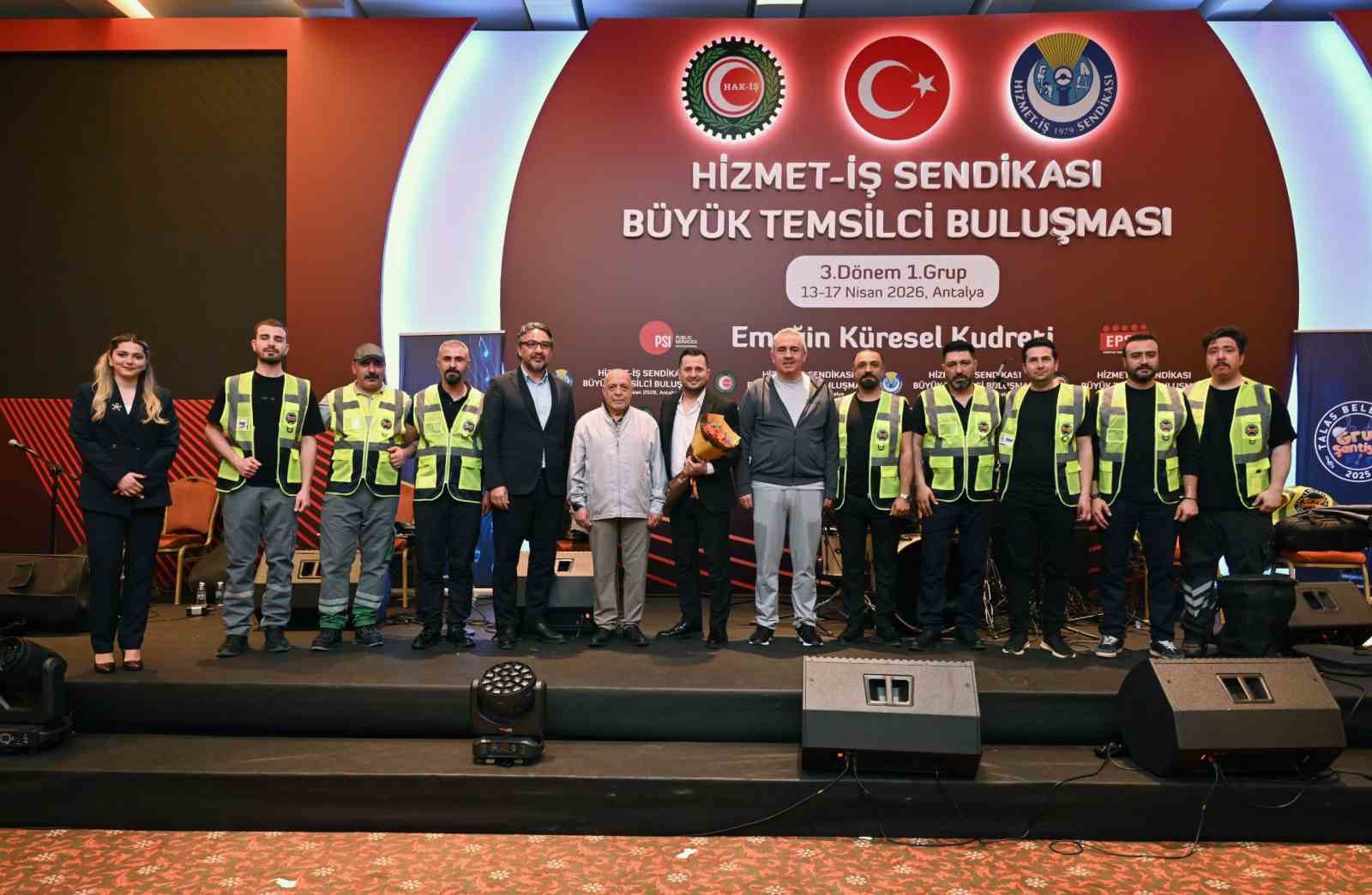 Grup Şantiye&rsquo;nin &uuml;n&uuml; yayılıyor; Antalya&rsquo;da sahne aldı
