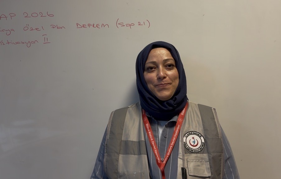 D&uuml;zce Atat&uuml;rk Devlet Hastanesi&rsquo;nde deprem tatbikatı ger&ccedil;eği aratmadı
