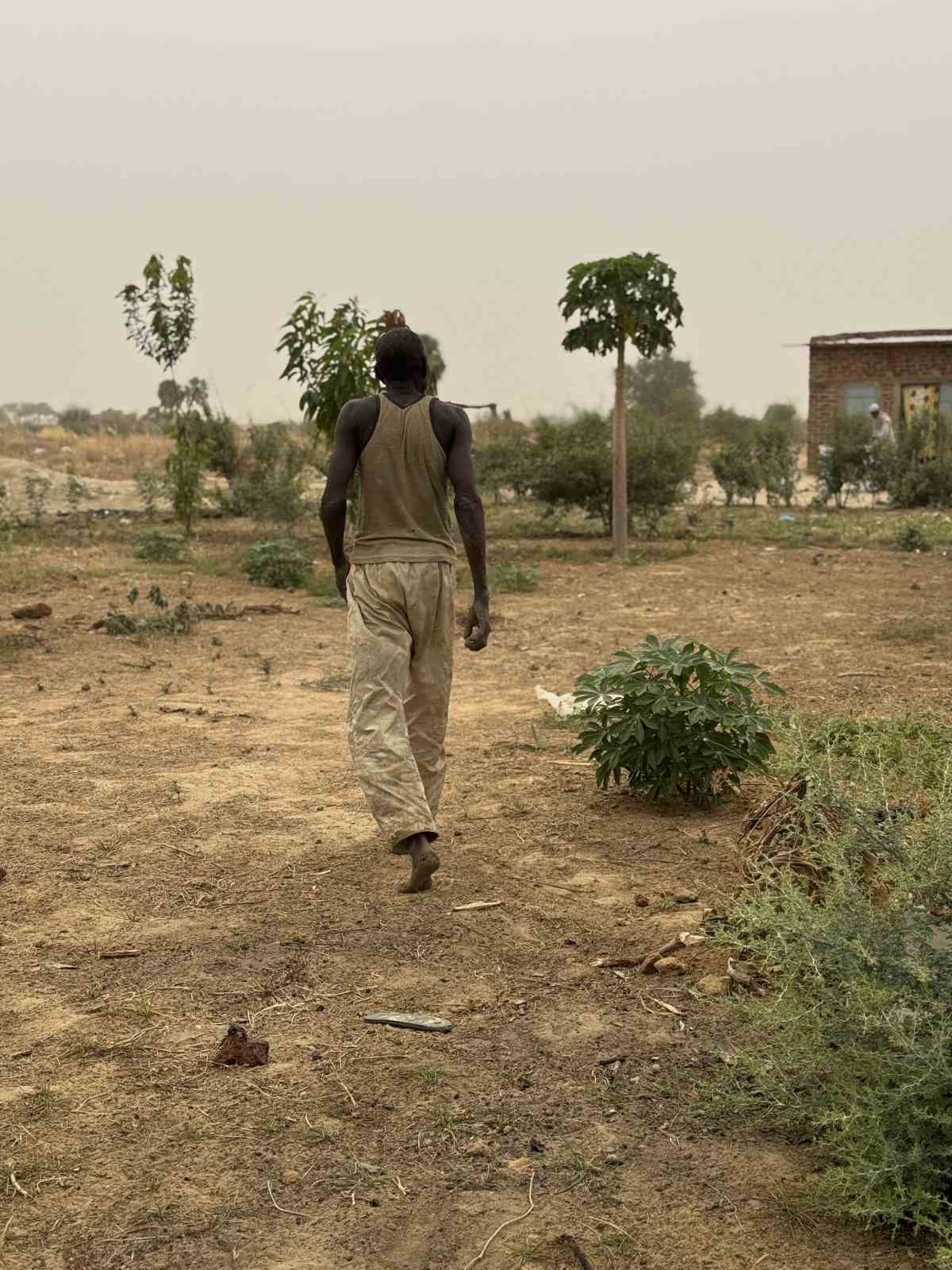 UKABDER&rsquo;in kurduğu meyve bah&ccedil;esi bir ailenin ge&ccedil;im kaynağı, bir k&ouml;y&uuml;n umudu oldu
