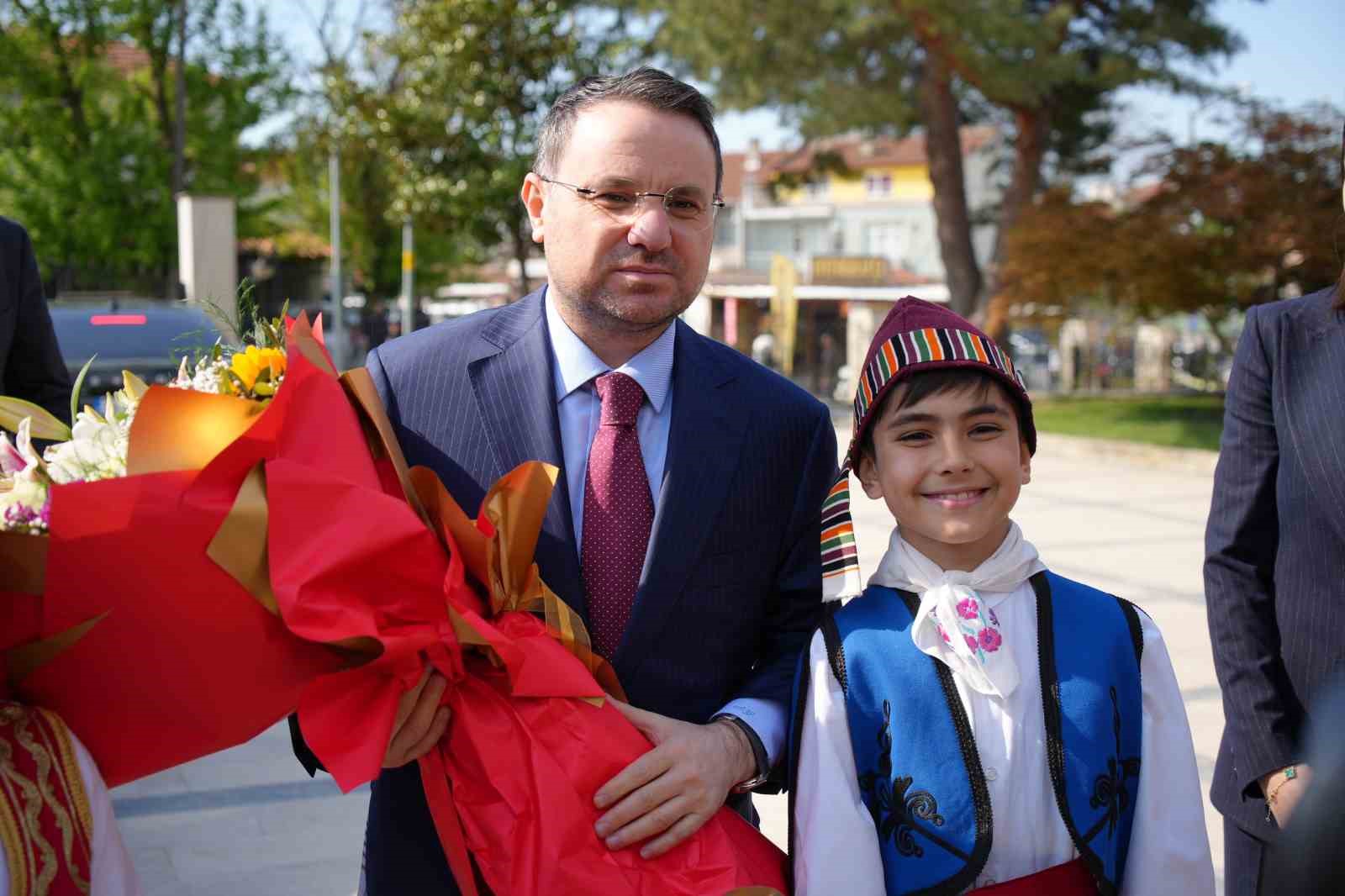 Adalet Bakanı G&uuml;rlek: "Ş&uuml;pheli hi&ccedil;bir vaka unutulmaya terk edilmeyecektir"
