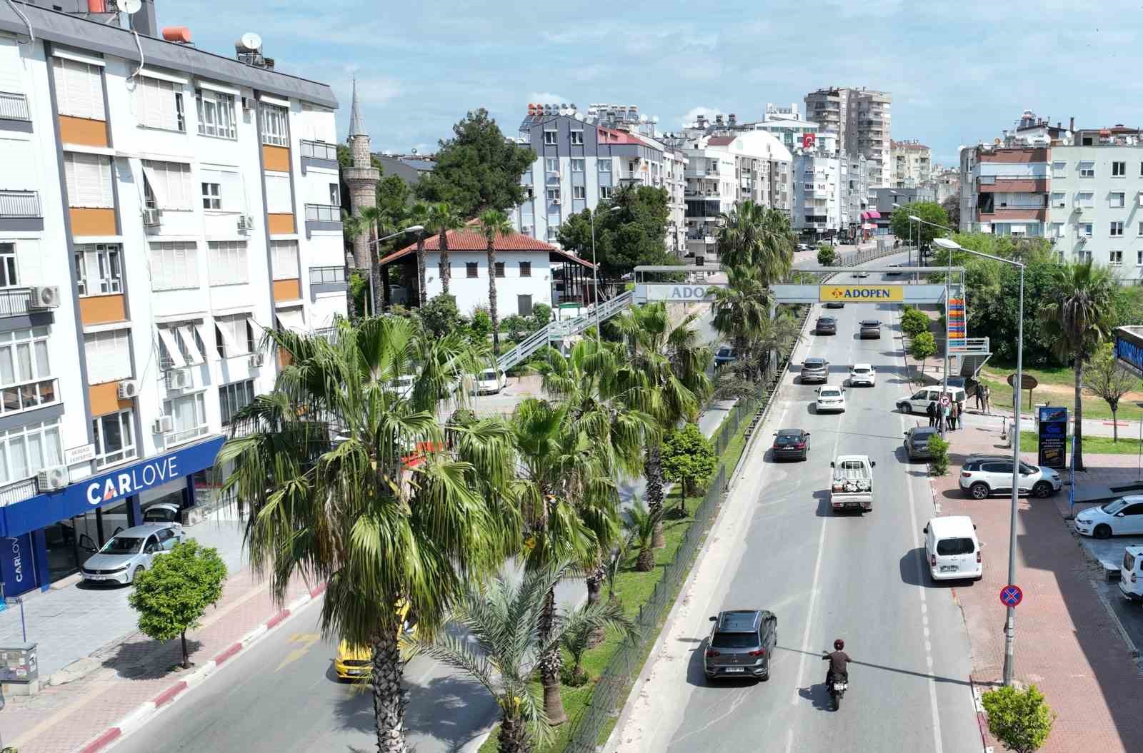 Ekonomik &ouml;mr&uuml;n&uuml; tamamlamış 35 yıllık vana değiştirildi
