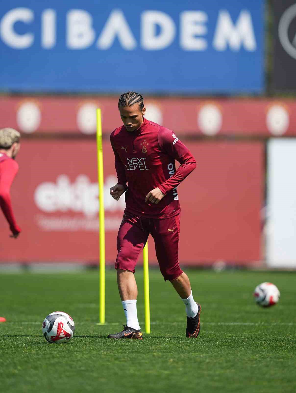 Galatasaray, Fenerbah&ccedil;e derbisi hazırlıklarına devam etti
