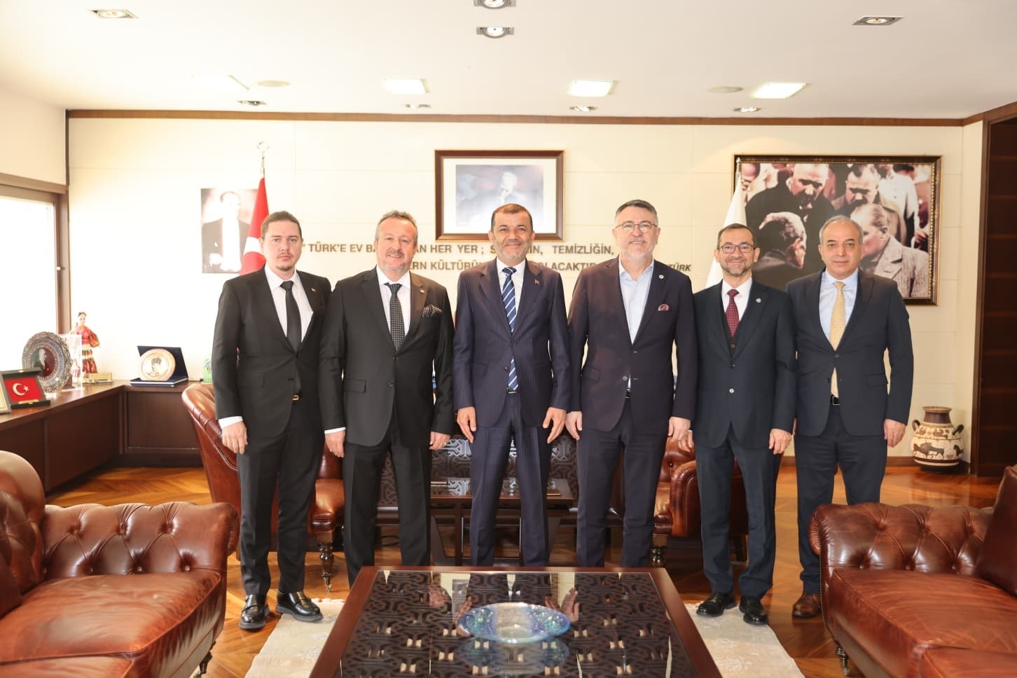 Denizli OSB y&ouml;netiminden Denizli B&uuml;y&uuml;kşehir Belediyesi&rsquo;ne ziyaret
