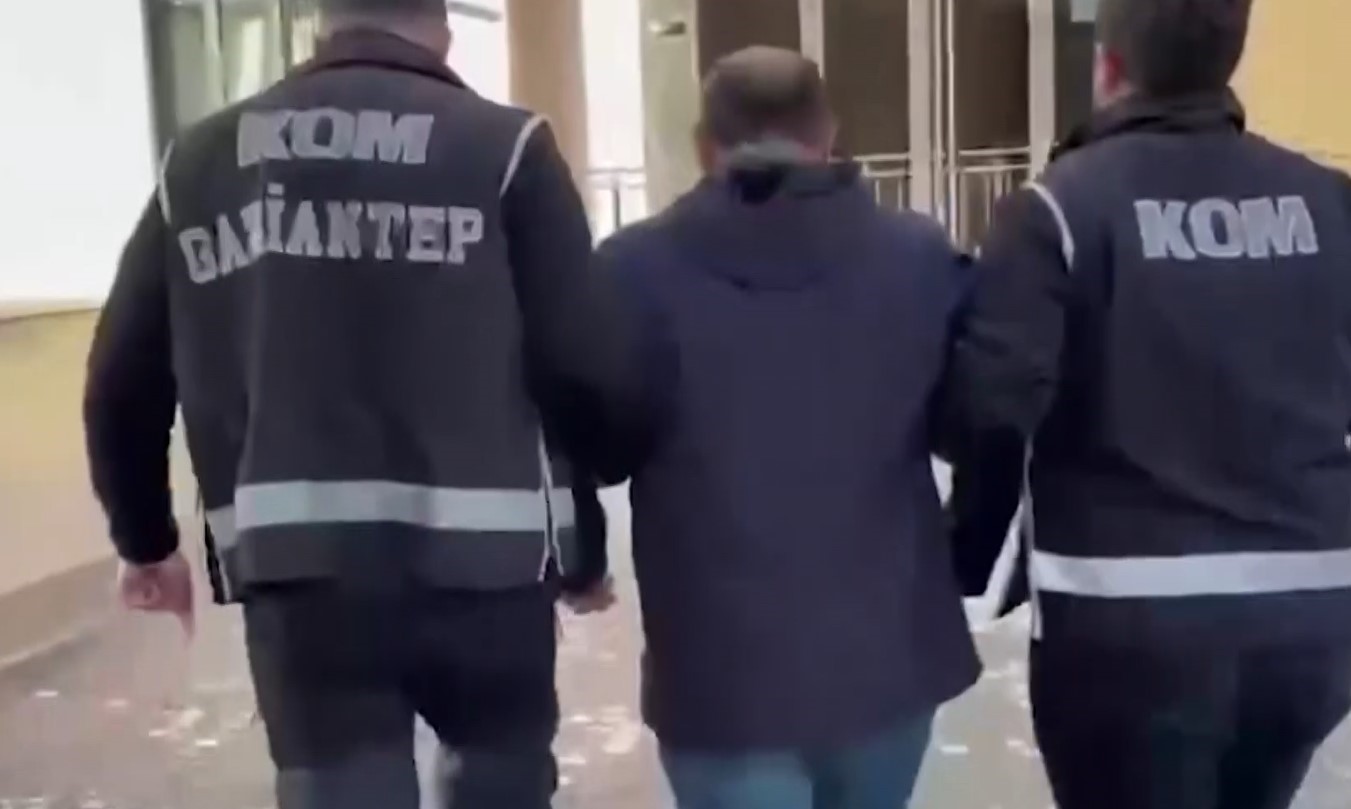 Gaziantep&rsquo;teki r&uuml;şvet operasyonunda 8 tutuklama
