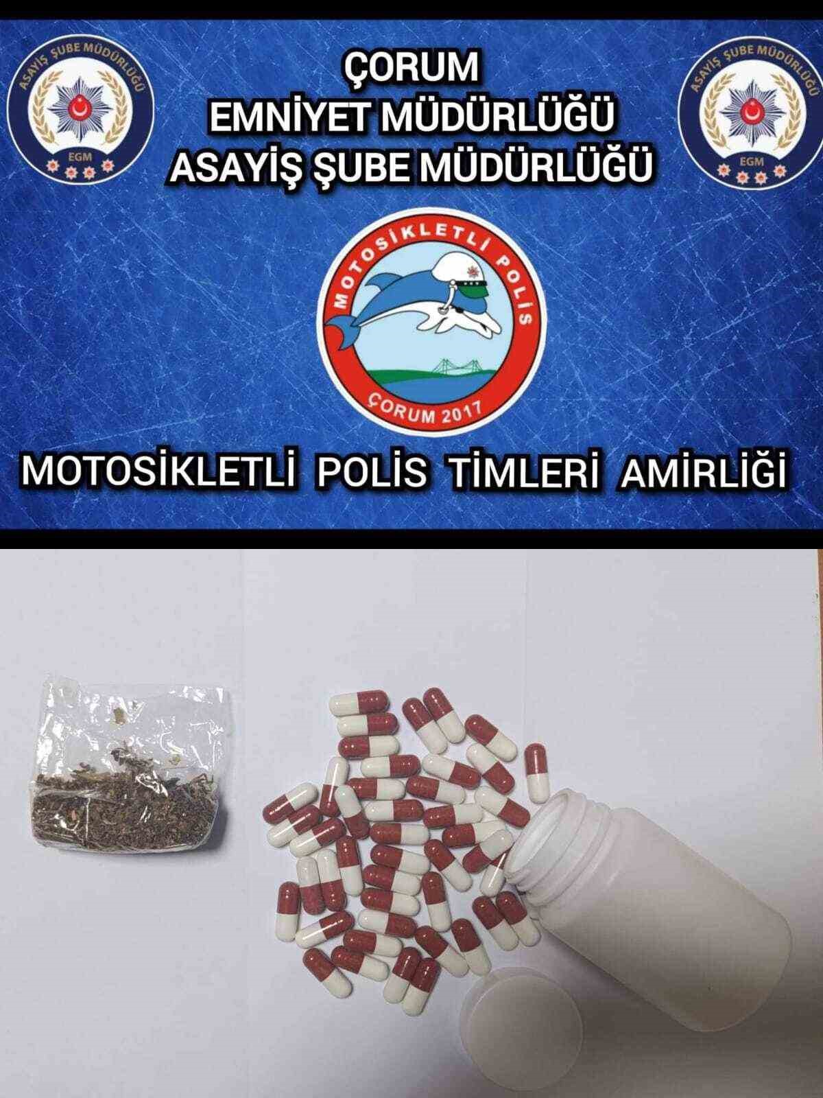 &Ccedil;orum&rsquo;da aranan 2 şahıs yakalandı
