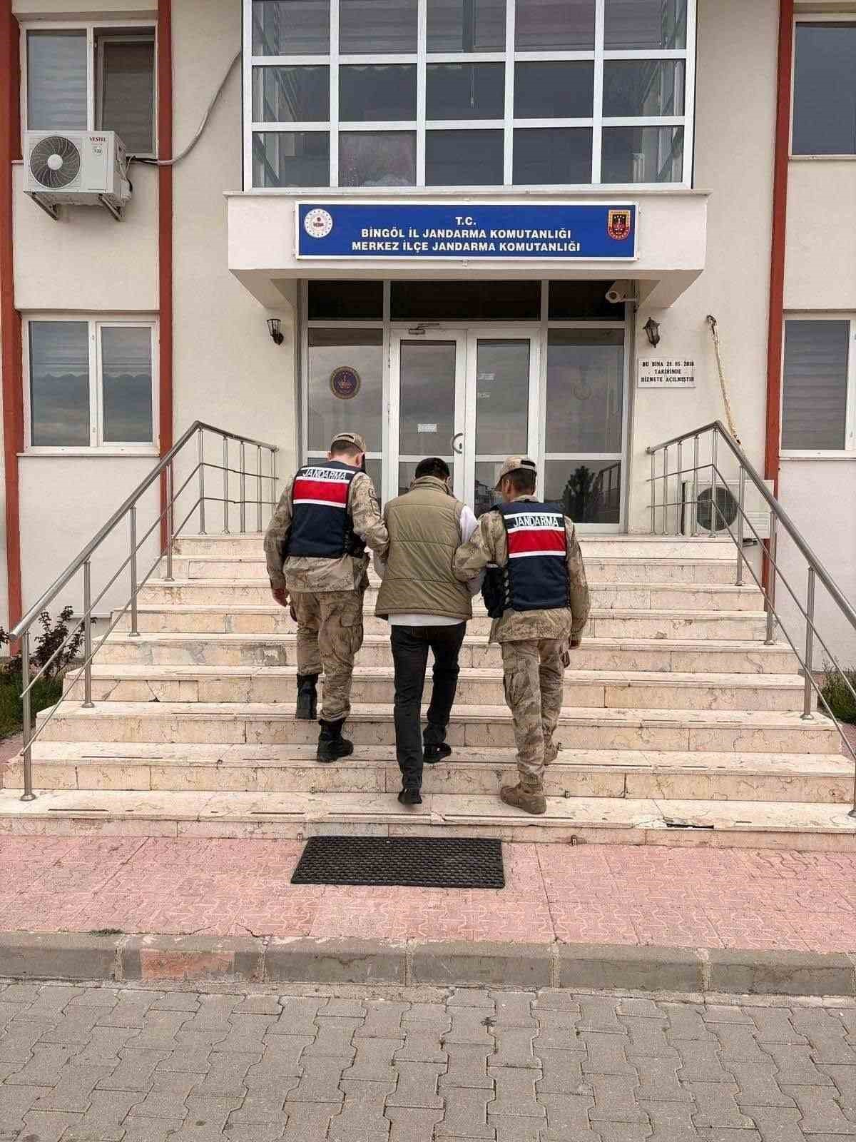 Bing&ouml;l&rsquo;de kesinleşmiş hapis cezası bulunan 7 zanlı yakalandı
