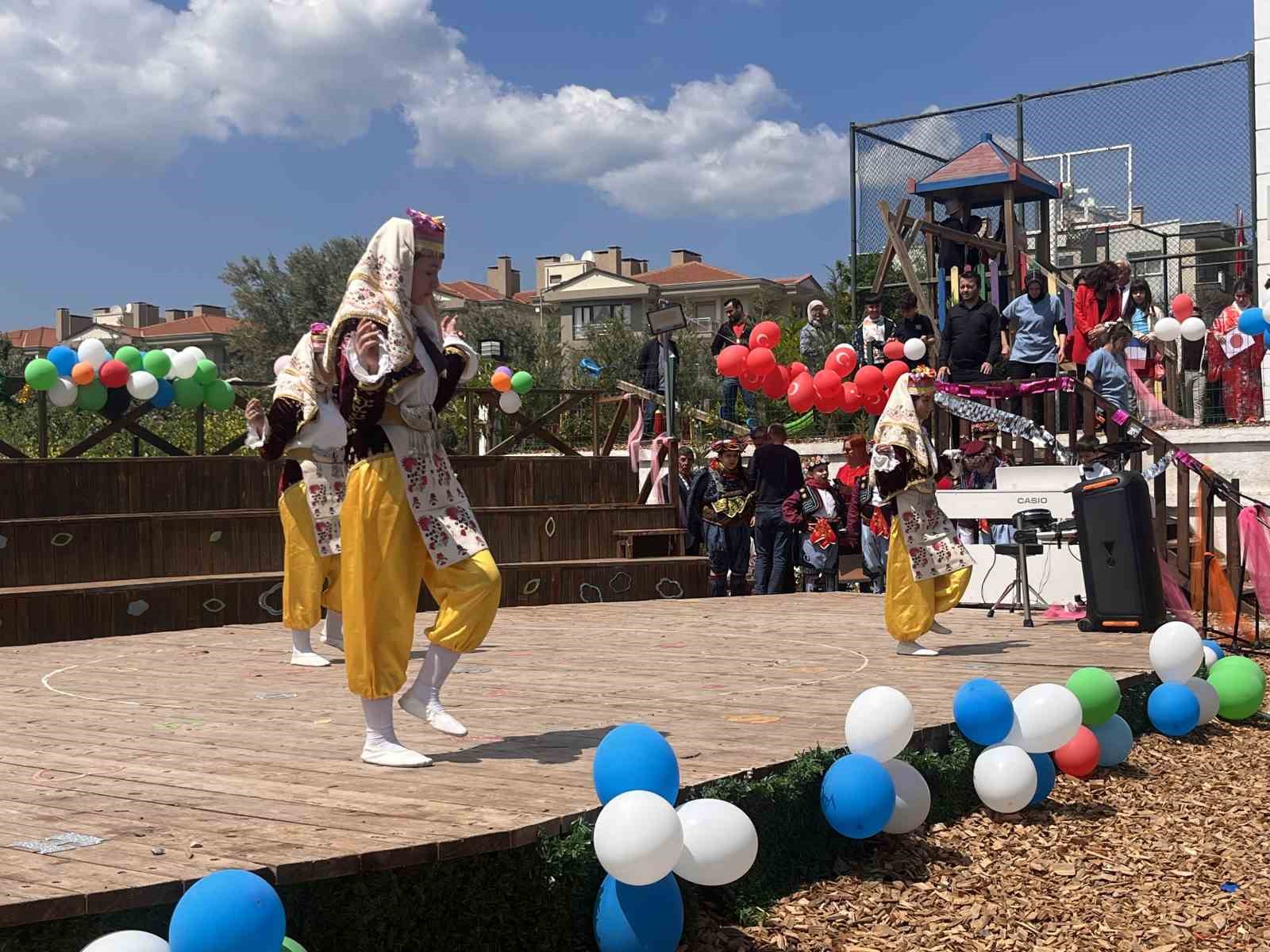 Radikal Okulları &ouml;ğrencilerinden 23 Nisan&rsquo;a &ouml;zel g&ouml;rsel ş&ouml;len
