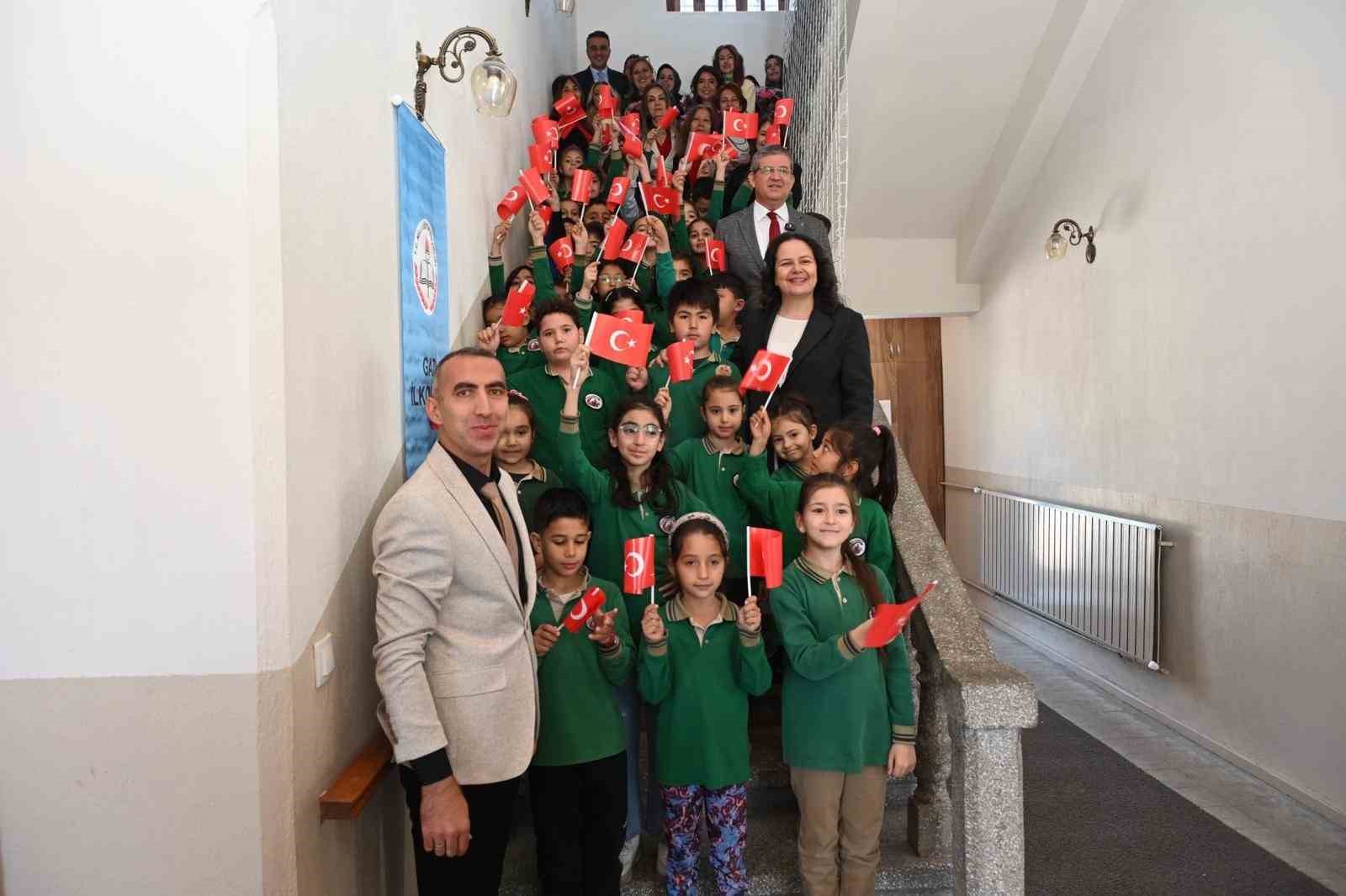 Denizli&rsquo;nin tarihi mirası Gazi İlkokulu&rsquo;nda restorasyon tamamlandı
