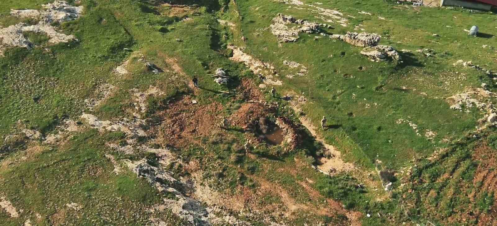 14 yıl &ouml;nce işlenen &ccedil;ocuk cinayetinin failleri jandarma dedektiflerinden ka&ccedil;amadı
