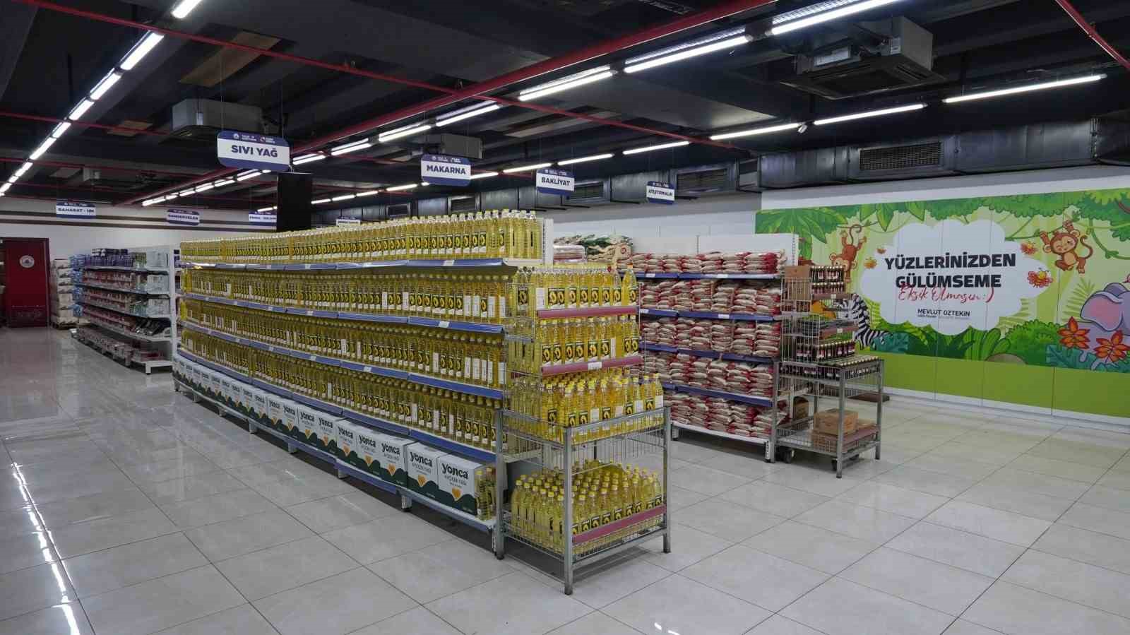 Kağıthane&rsquo;de sosyal destek elden g&ouml;n&uuml;le b&uuml;y&uuml;yor
