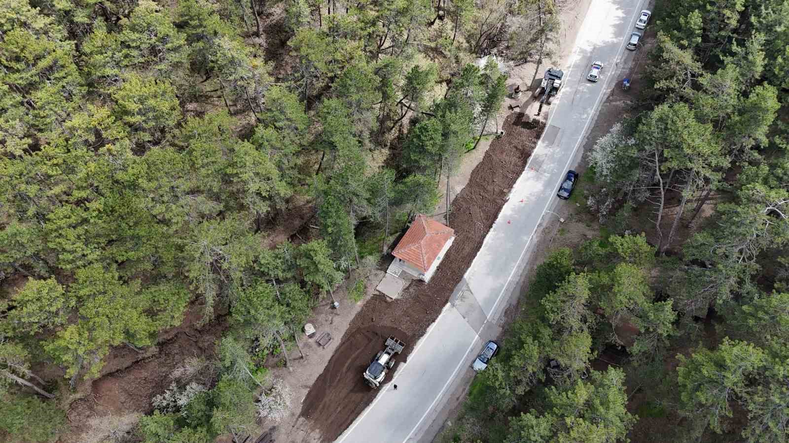 Harabeye d&ouml;nen Soğuksu Milli Parkı&rsquo;nda eksikliklerin giderilmesi i&ccedil;in &ccedil;alışmalar s&uuml;r&uuml;yor
