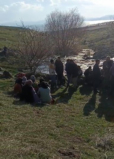 Bitlis&rsquo;te dereye d&uuml;şen &ccedil;ocuk hayatını kaybetti
