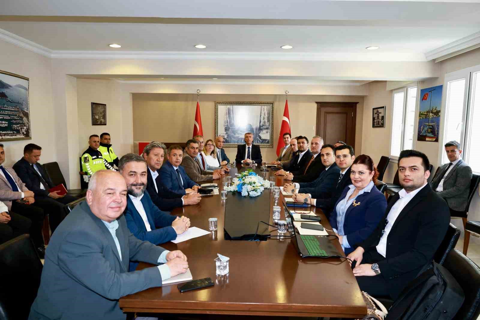 Bodrum&rsquo;daki ulaşım sorunu masaya yatırıldı
