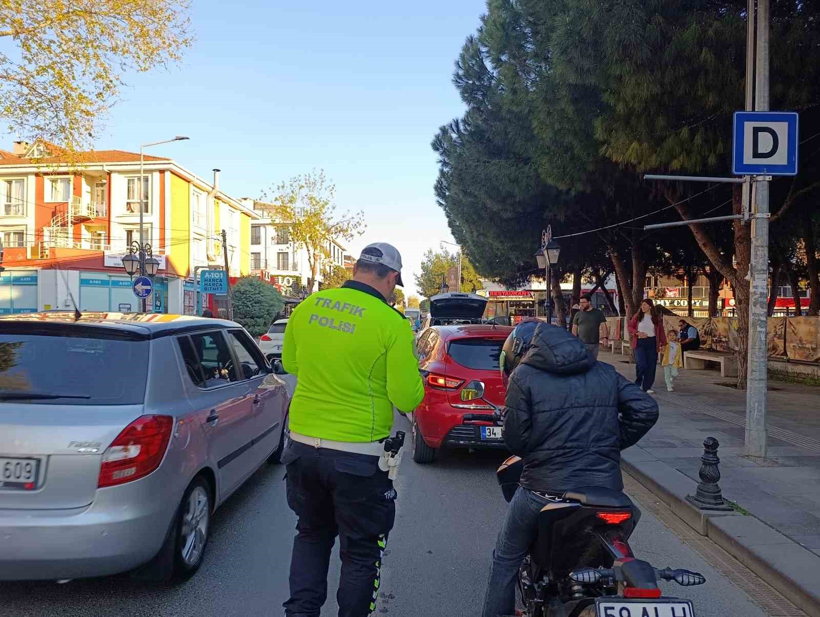 Tekirdağ&rsquo;da trafik denetimi: 65 ara&ccedil; kontrol edildi
