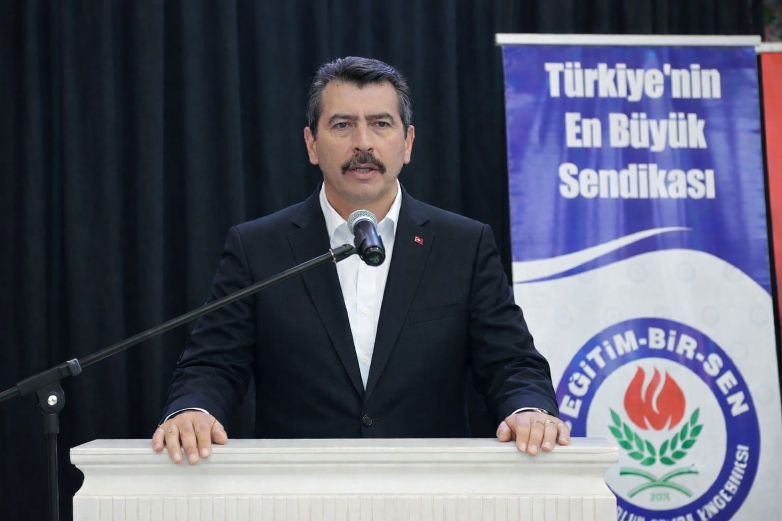 Gaziantep&rsquo;ten sonra ikinci &lsquo;mehter&rsquo; tartışması Denizli&rsquo;de yaşandı
