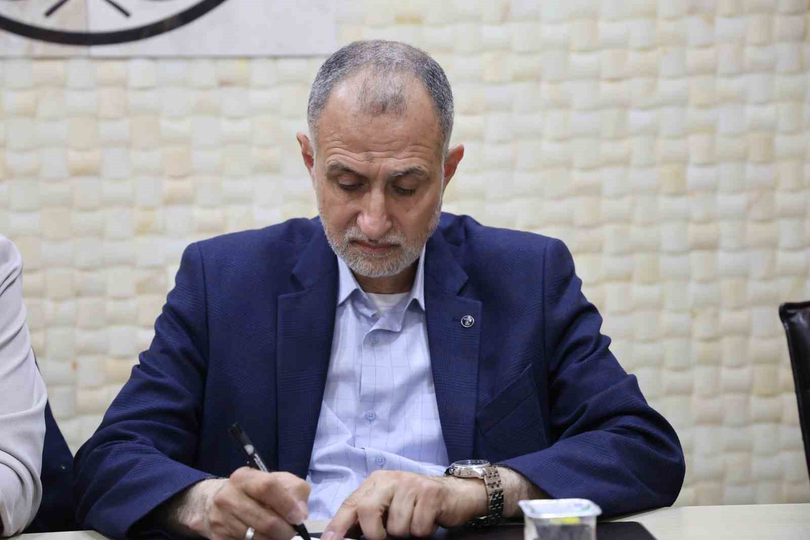 Şehit Yahya Sinvar&rsquo;ın h&uuml;cre arkadaşı Kutayşi: "Bizler sadece işgalci İsrail ile değil, b&uuml;t&uuml;n batı &uuml;lkeleri ve ha&ccedil;lı zihniyeti ile savaşıyoruz"
