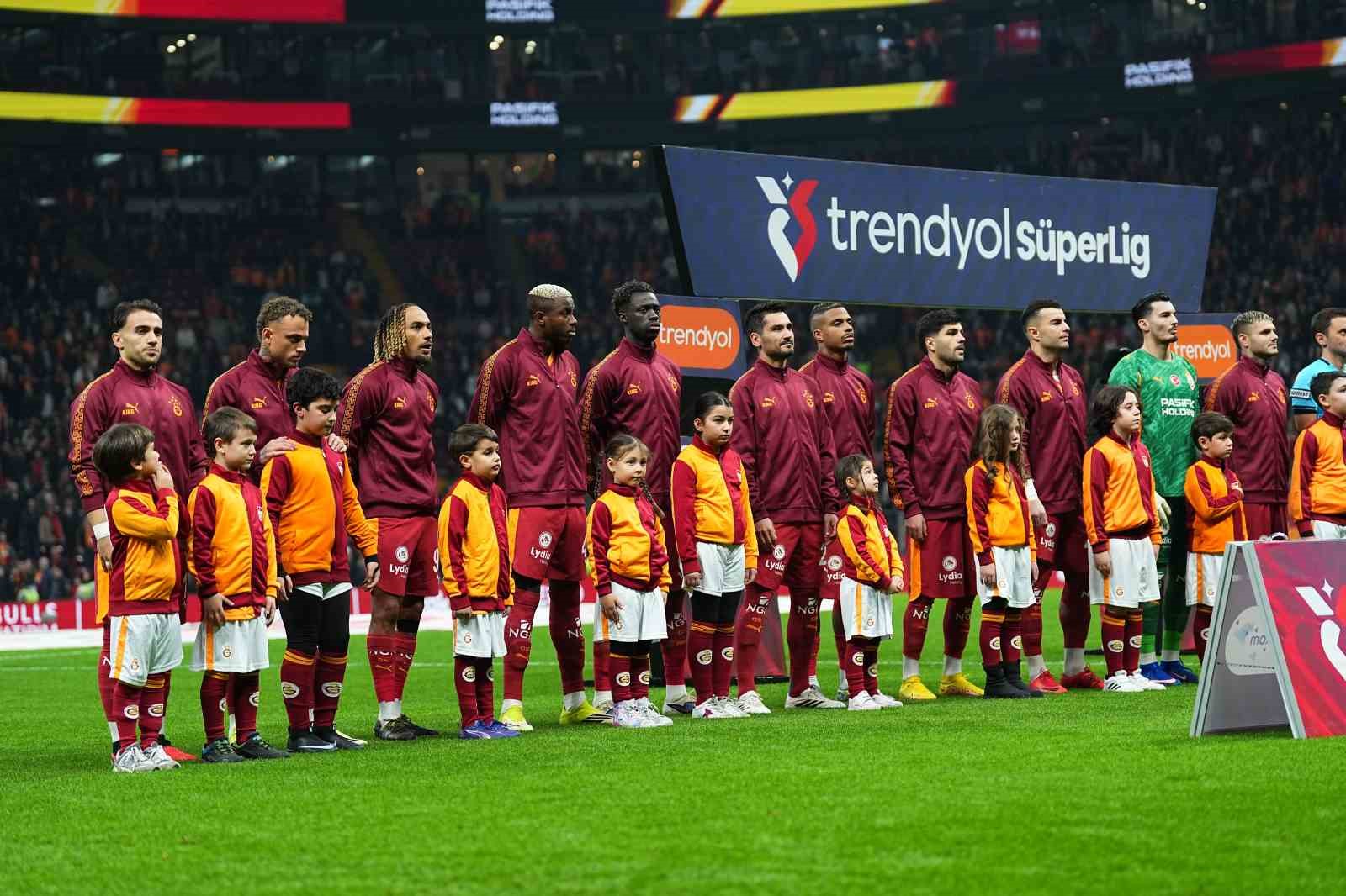 Galatasaray&rsquo;da derbide hedef galibiyet
