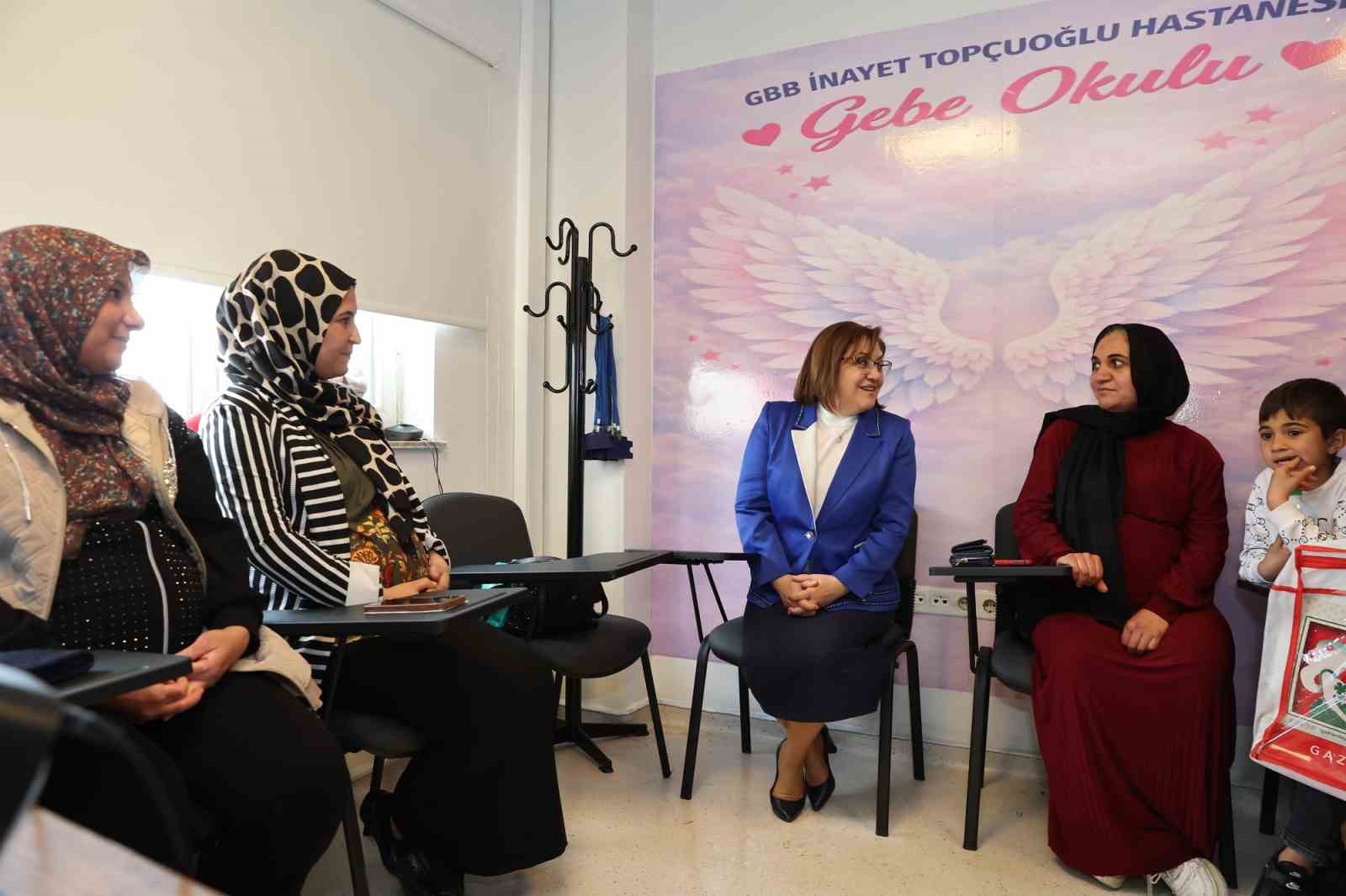 Gaziantep B&uuml;y&uuml;kşehir Belediyesi Gebe Okulu&rsquo;nun resmi a&ccedil;ılışı yapıldı
