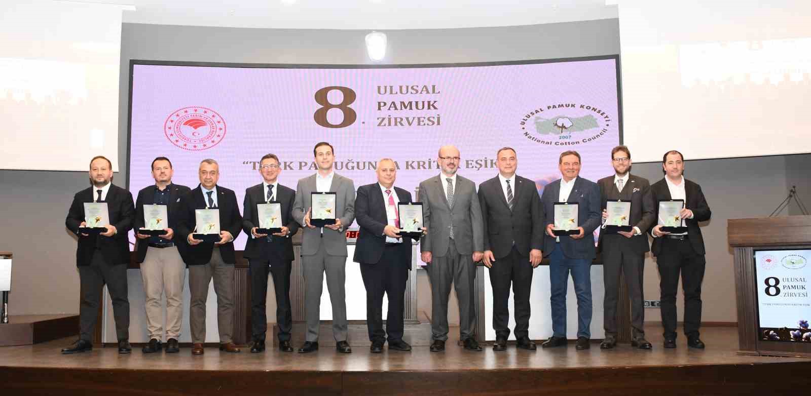 T&uuml;rk pamuğunun geleceği masaya yatırıldı
