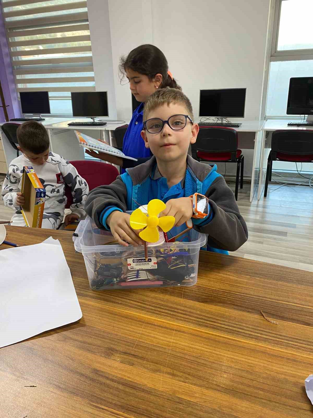 Menteşe&rsquo;de geleceğin yazılımcıları yetişiyor
