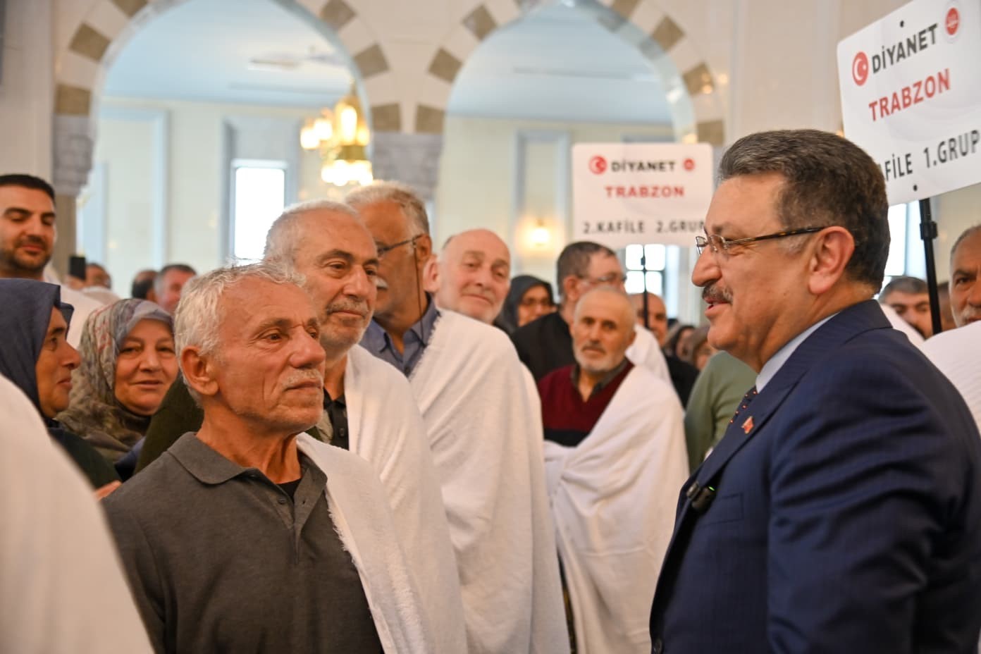 Trabzon&rsquo;da 950 hacı adayı dualarla uğurlandı
