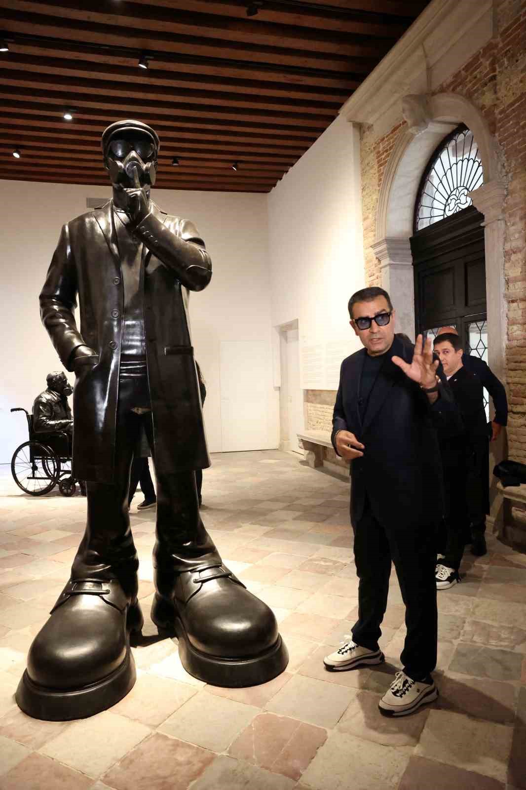 Ahmet G&uuml;neştekin&rsquo;in "Sessizlik" Sergisi
