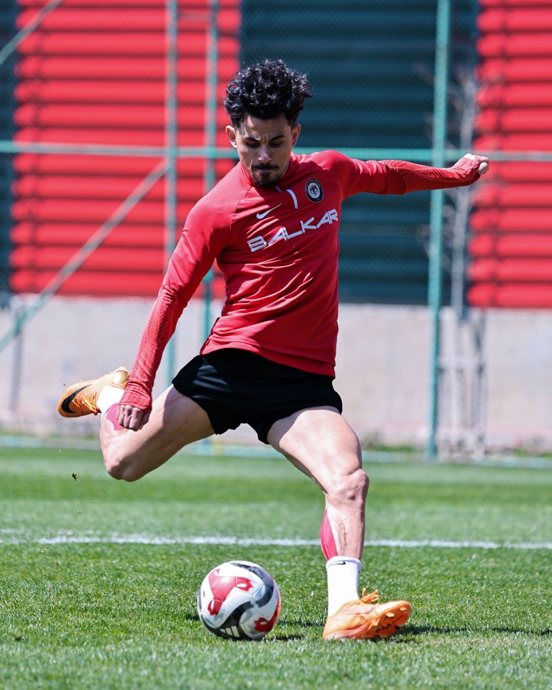 &Ccedil;orum FK, Sakaryaspor ma&ccedil;ı hazırlıklarını tamamladı
