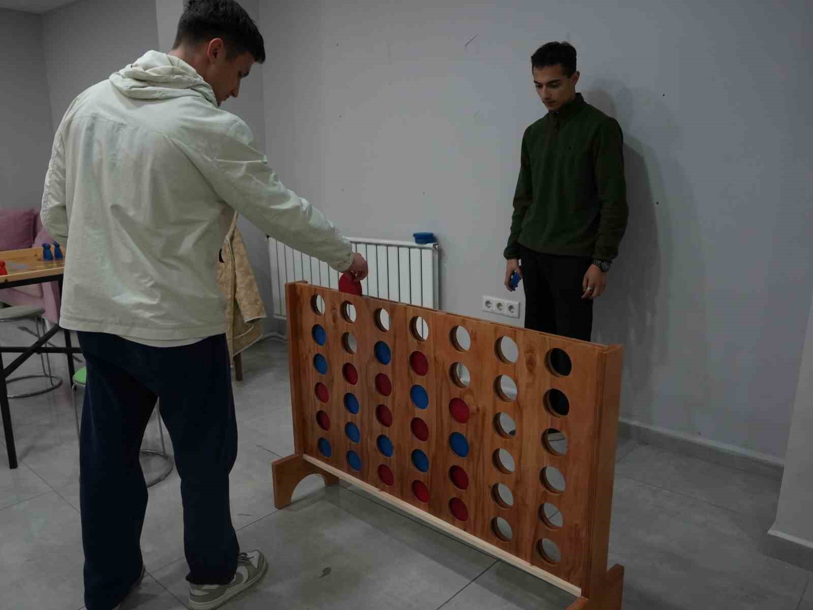 Gençlerin yeni adresi genç hareket alanı