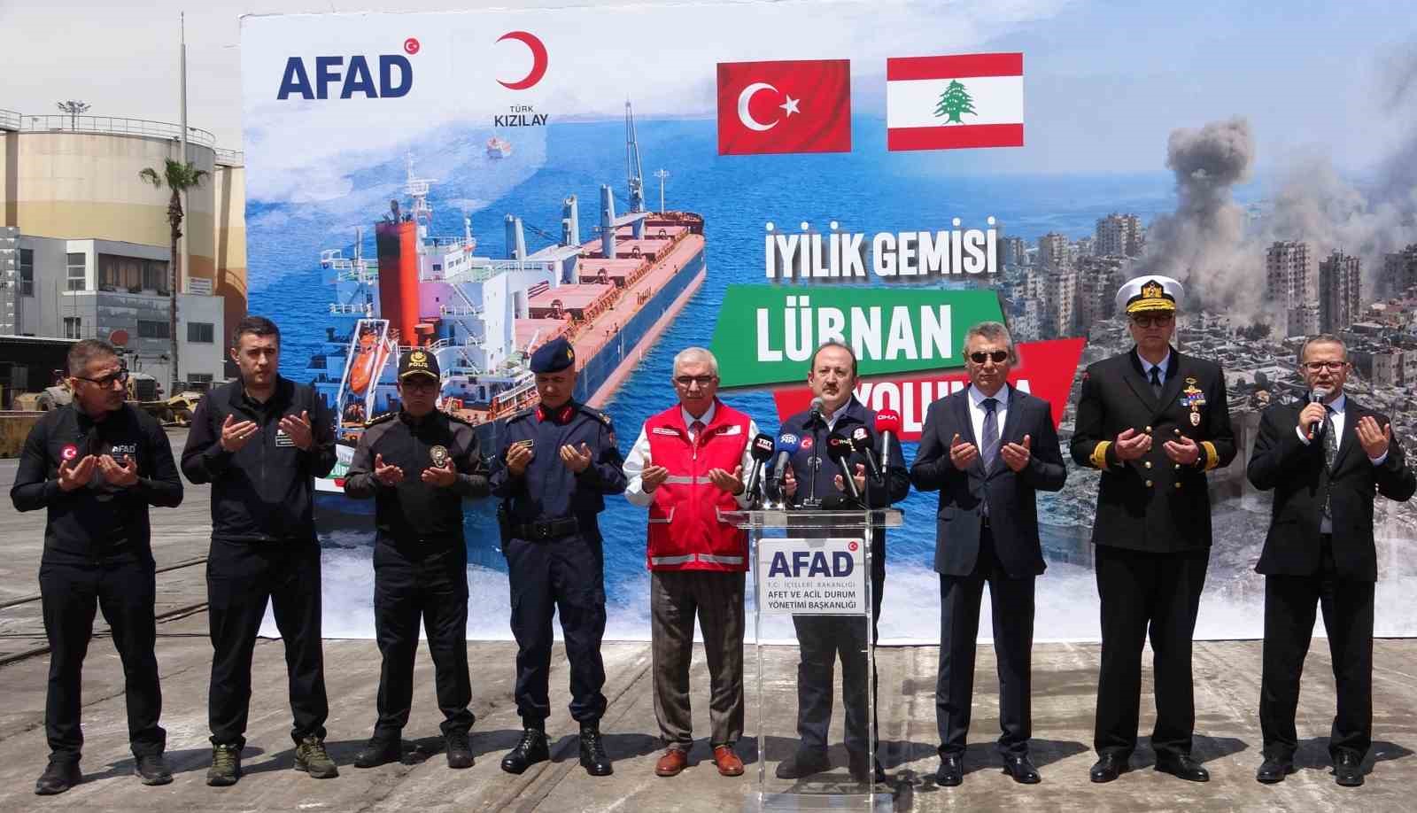 Mersin Limanı&rsquo;ndan L&uuml;bnan&rsquo;a 730 tonluk insani yardım yola &ccedil;ıktı
