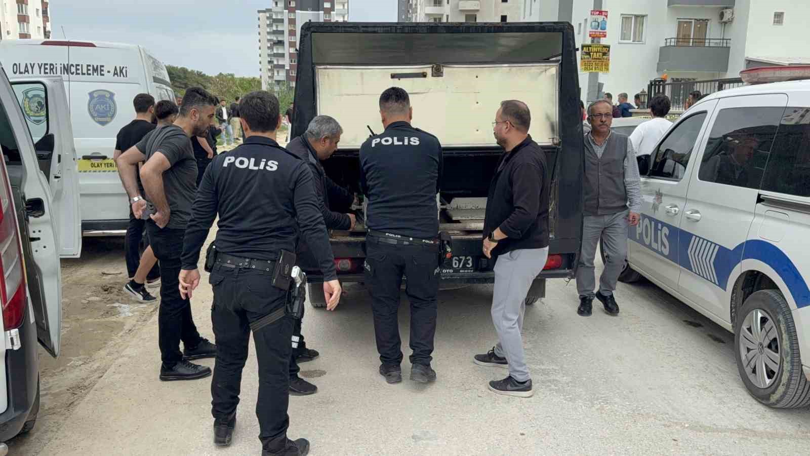 Adana&rsquo;da motosiklette infaz
